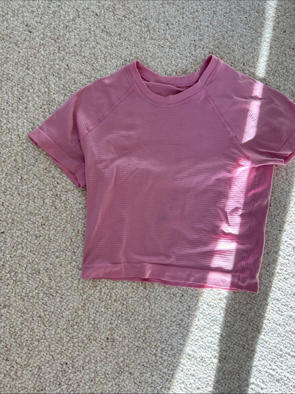 Lululemon pink crop top